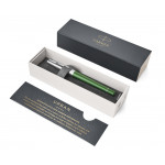 Parker Urban Premium Fountain Pen - Green Chrome Trim - Picture 3