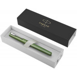 Parker Vector XL Fountain Pen - Green Chrome Trim - Picture 3