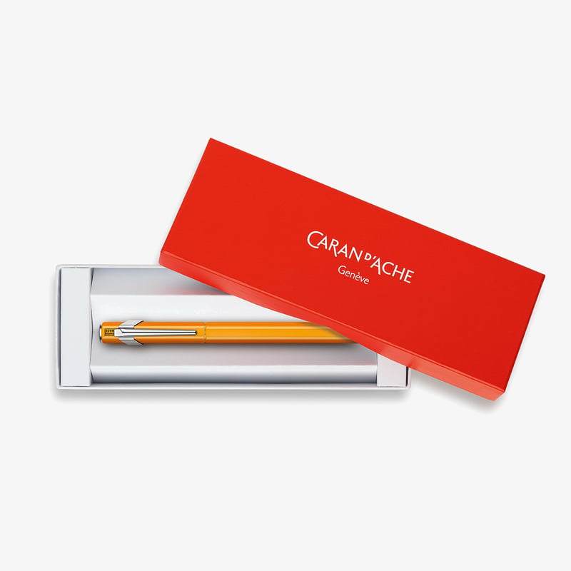 Caran d'Ache Caran d'Ache 849 Fountain Pen