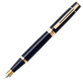 Sheaffer 300 Fountain Pen - Gloss Black Gold Trim