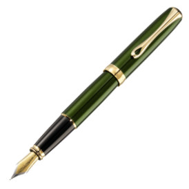Diplomat Excellence A2 Fountain Pen - Evergreen Gold Trim