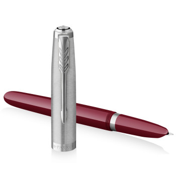 Parker 51 Fountain Pen - Burgundy Resin Chrome Trim - Picture 2