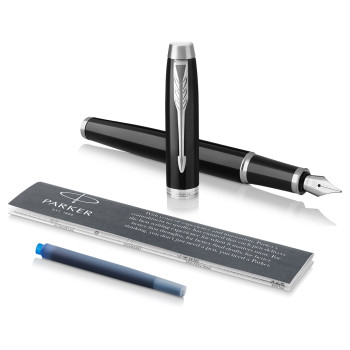 Parker IM Fountain Pen - Gloss Black Chrome Trim - Picture 2