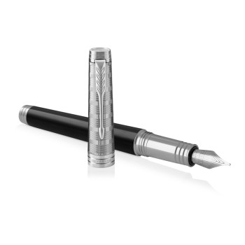 Parker Premier Fountain Pen - Custom Tartan Lacquer & Metal - Picture 2