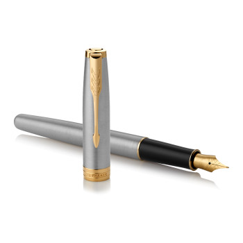 Parker Sonnet Fountain Pen - Stainless Steel Gold Trim - Picture 2