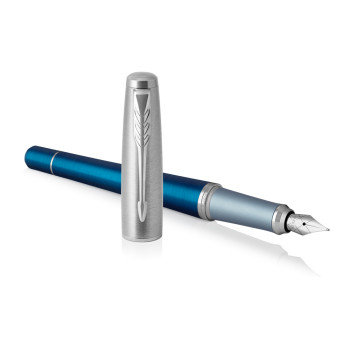 Parker Urban Premium Fountain Pen - Dark Blue Chrome Trim - Picture 2
